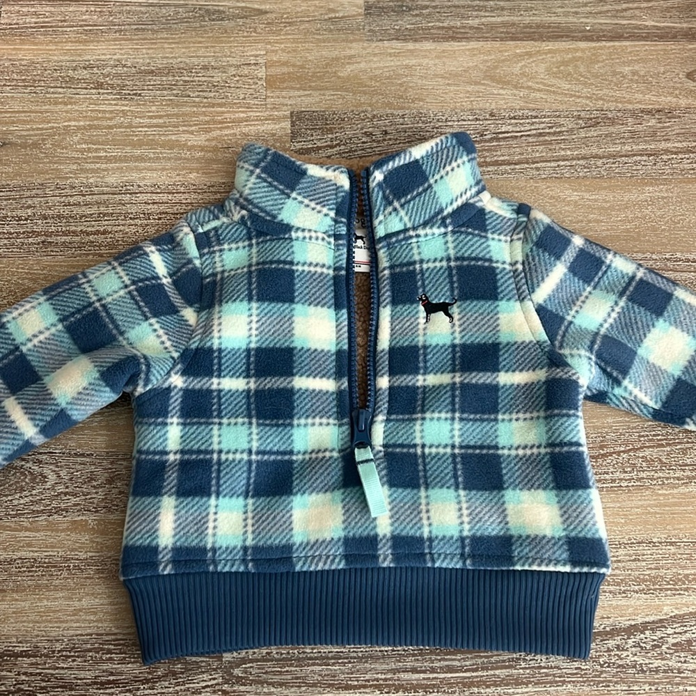 Never Worn The Black Dog Quarter Zip 6M
